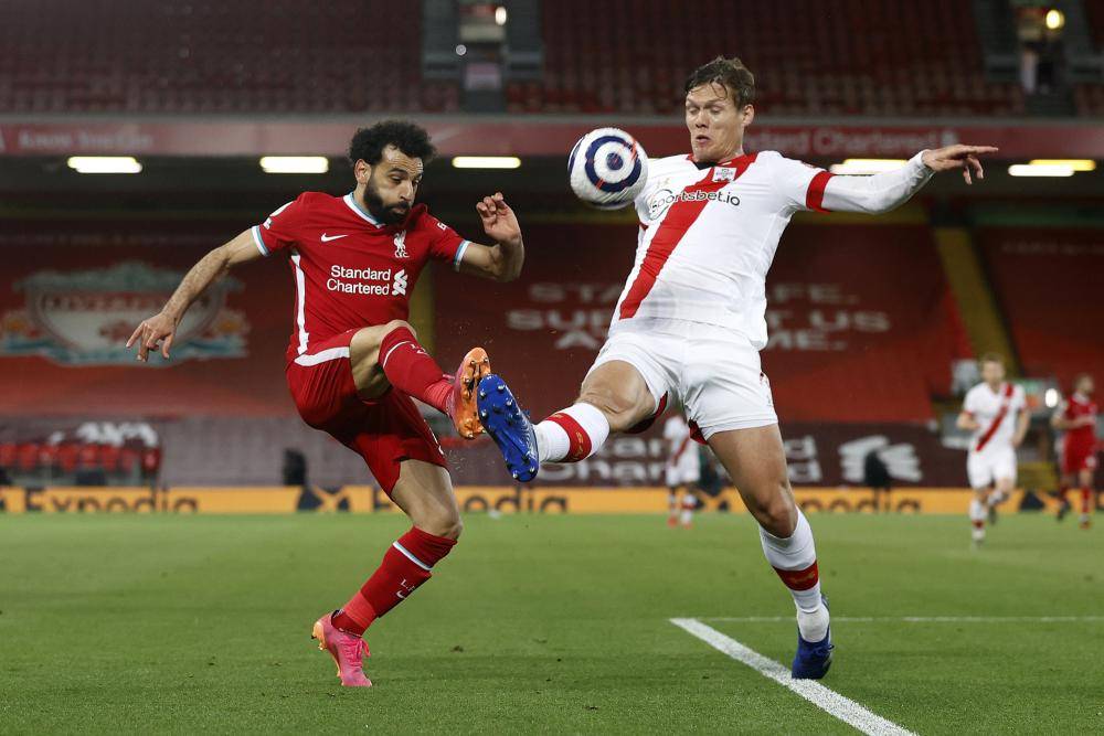 爱游戏体育app-这也行？塞维利亚迎来里程碑备战西甲国际比赛日AC米兰备战欧冠，窗口期拉齐奥调整名单以备欧冠的简单介绍-爱游戏体育app